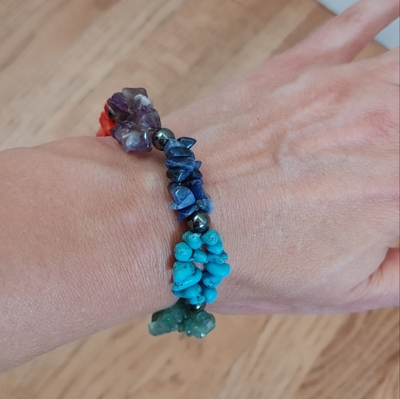 Stone chakra bracelet - Picture 2 of 3